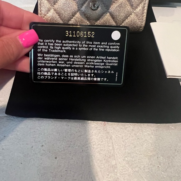 Chanel - Picture 13 of 16